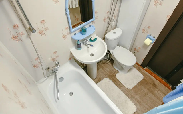 Апартаменты Пять Звёзд у Офиса Транснефть-Сибирь