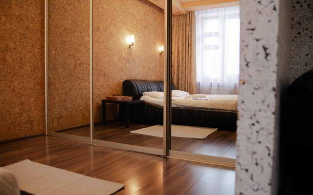 Апартаменты GoldFish на Ленинском проспекте 17