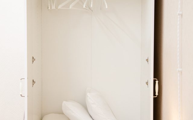 V Tsentre Goroda Apartments