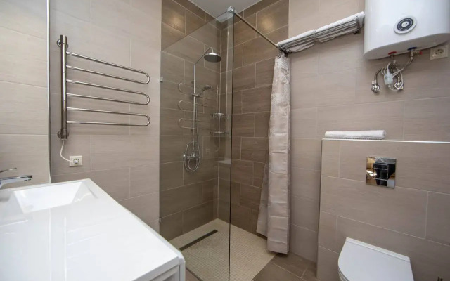 Svetlaya Studiya S Shikarnym Vidom Na Gory Flat