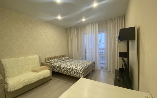 Na Kolmovskoy Naberezhnoy Flat