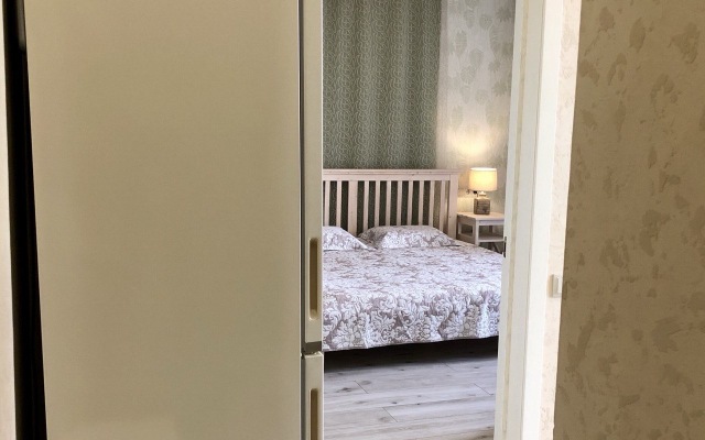 1-K Kvartira Ryadom S Morem Flat