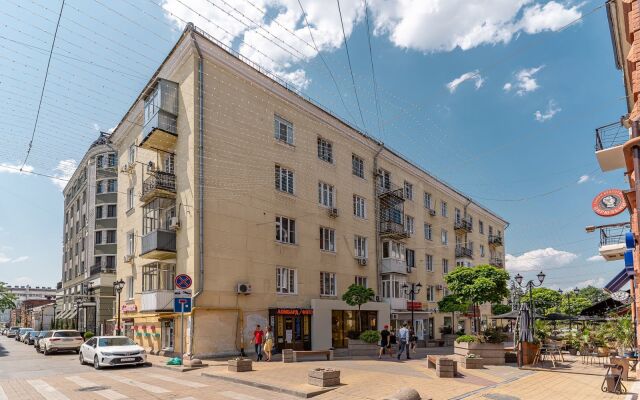Na Bolshoy Sadovoy 52-56 Flat