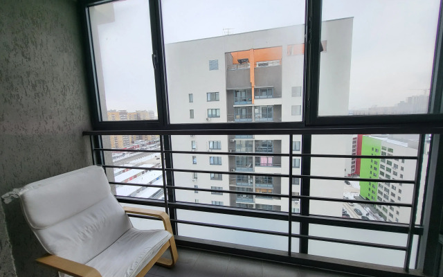 Studiya Na Ervye 16 Etazh Flat