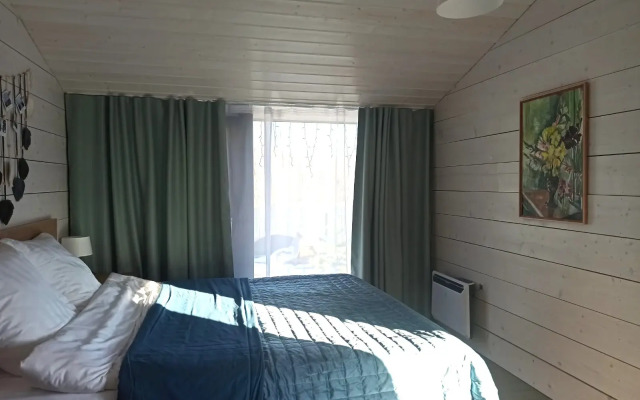 Dubldom U Lesa Private house