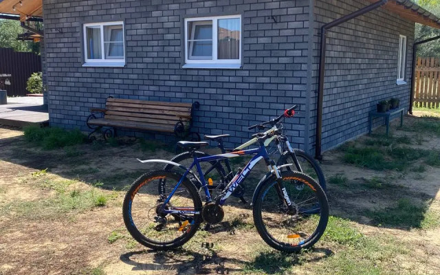 Гостевой дом Домик у леса