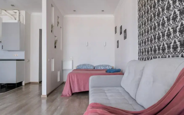 Na Pereulke Bogdana Khmelnitskogo 8 Flat