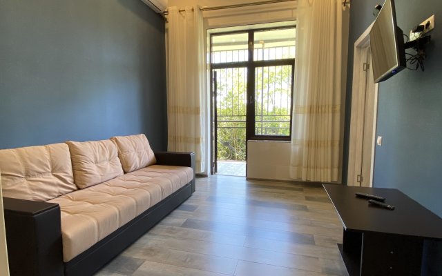 Semeynye Green Sail u morya Apartments