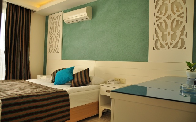 Aura Boutique Hotel