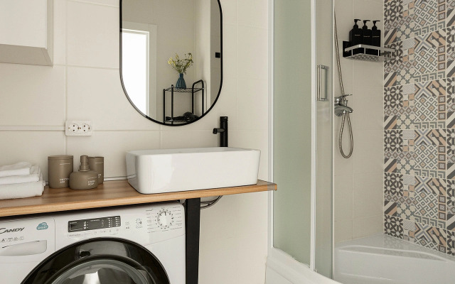 Квартира Myhome Yourhome на Варфоломеевской ул., д.6