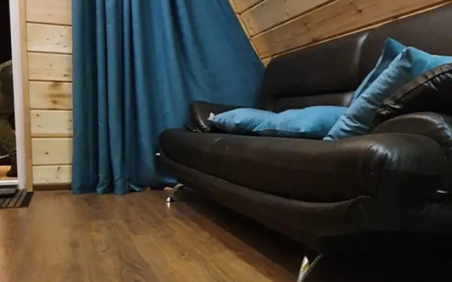 Частный дом В деревне Старчики 153