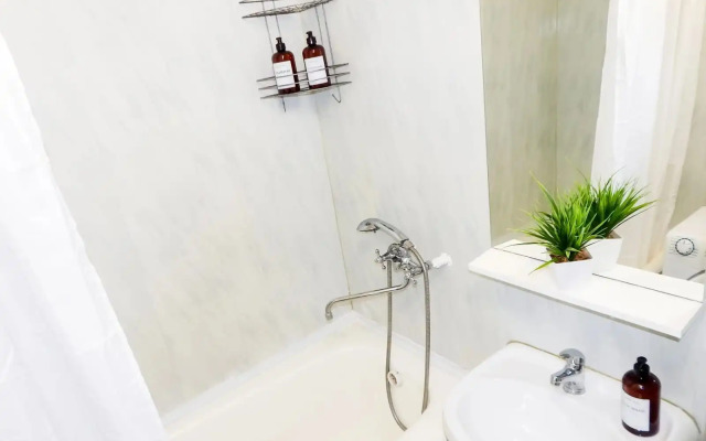 Апартаменты «Home Vita» – яркая двухкомнатная квартира с балконом