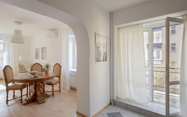 Gorod Rek Na Nevskom 125 New Flat