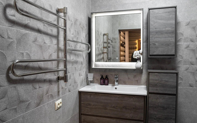 Частный Дом Избушка в Соснах с Бассейном и Хамамом