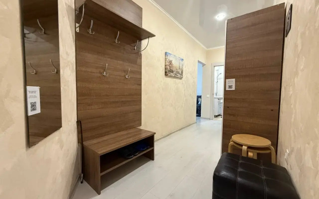 Na Baumana Apartments