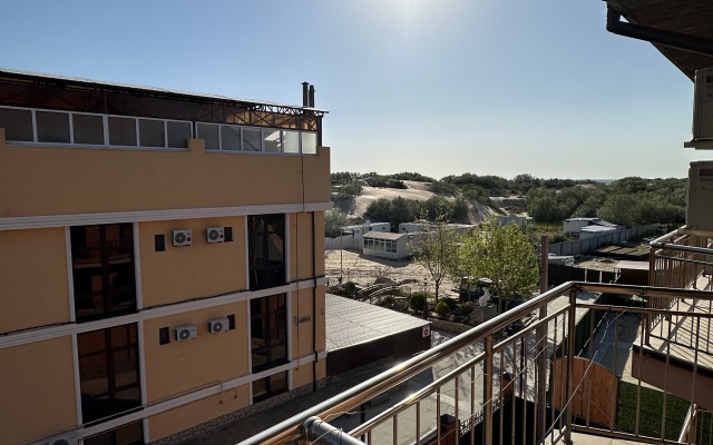 Rif Hotel
