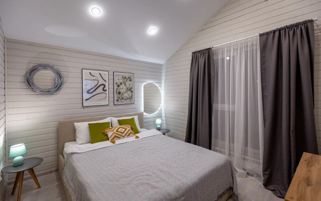 Point 382 Olivkovyj Guest House