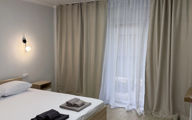 Abru Mini Hotel