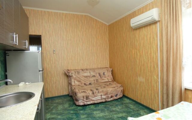 Na Yug U Chyornogo Morya Guest House