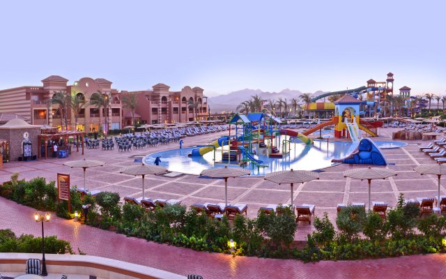 Charmillion Club Aqua Park