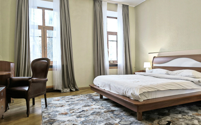 Marksa 17 Velikolepnaya Treshka Supercentr Apartments
