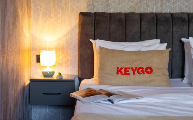 KeyGo #0034, 1 Bedroom, Balcony, City Center Apartments