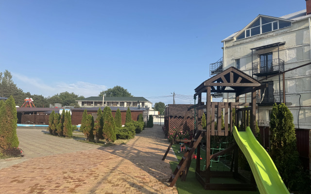 Bereg Yamala Hotel
