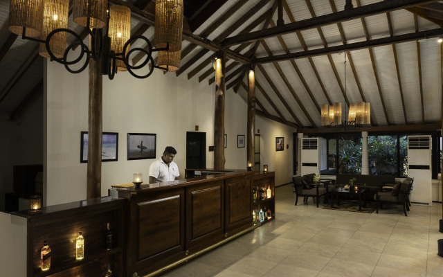 EKHO Surf Bentota Hotel