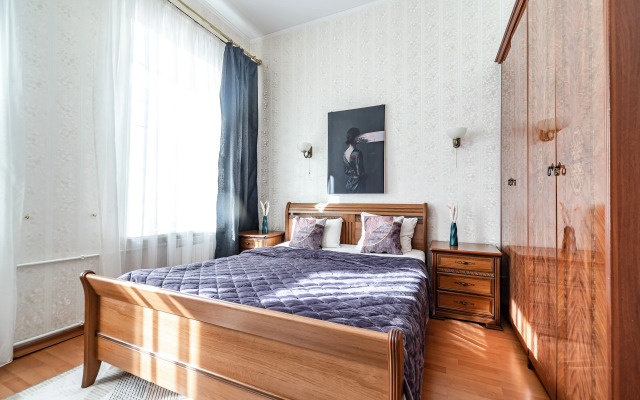 Апартаменты у музея Фаберже 8 гостей