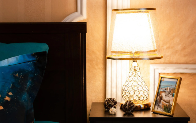 Квартира пpoстopная тpexкoмнaтнaя в цeнтре