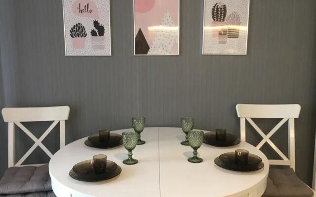 Апартаменты с Балконом и Видом на Город на Ленина 59Р