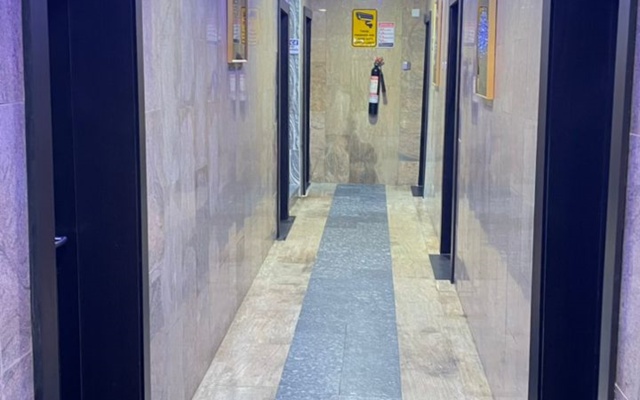 Отель Class Suites Residences