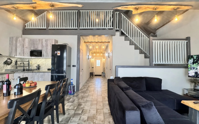 Kottedzh U Pristani V Centre Goroda Private House