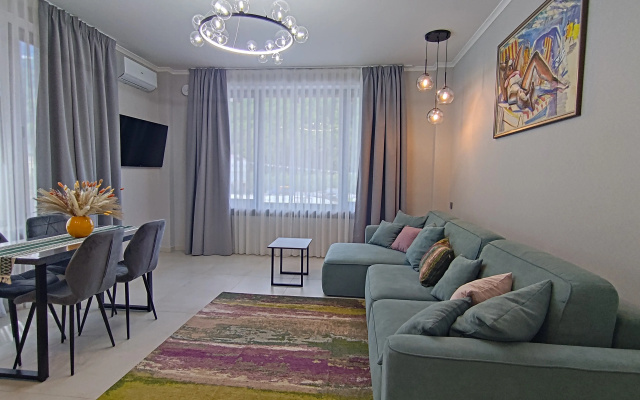 Apartamenty s panoramnym vidom na gory. Esto-Sadok. Zit' v gorah