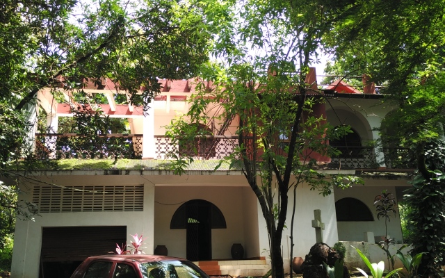 Copper Red Villa Guest House