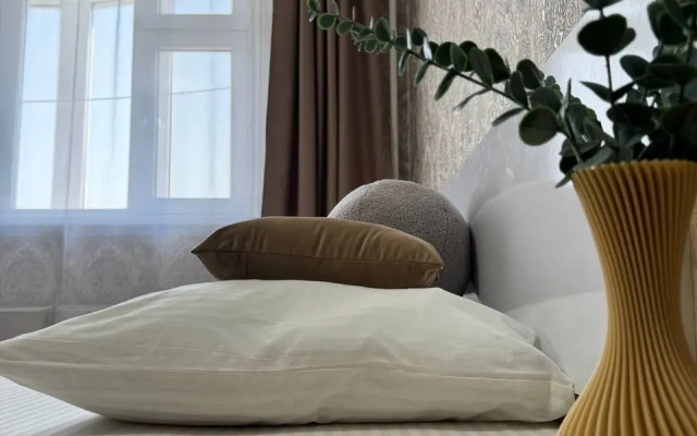 Uyutnye s Balkonom v Tsentre Goroda Apartments