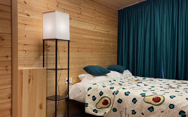 Частный дом Дом Теремок зеленый