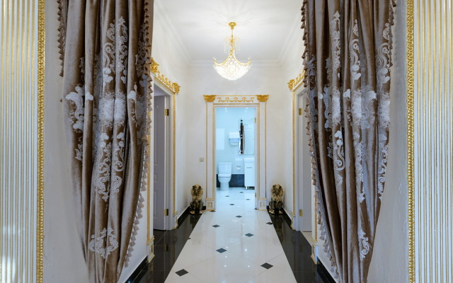Raj Guest House