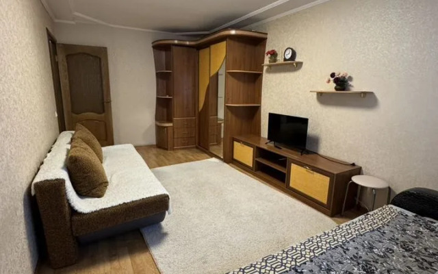 Квартира на Бажова 15