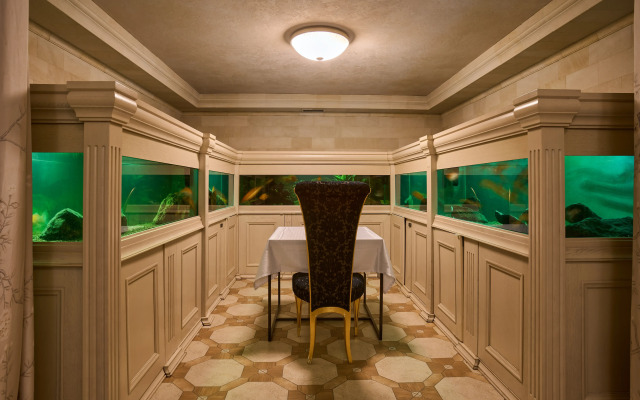 Отель Malakhovka Palace