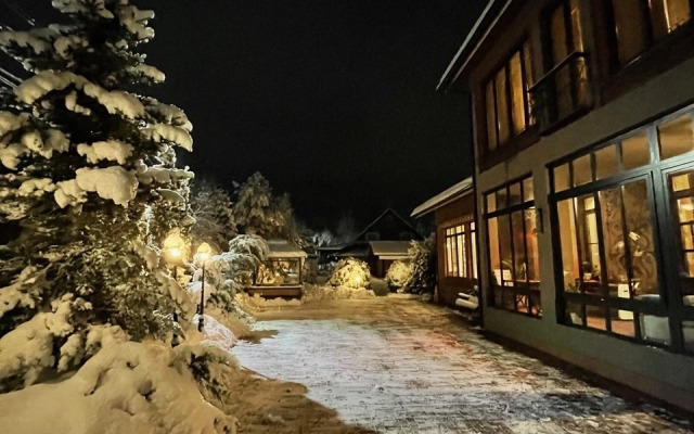 Частный дом Коттедж 3-х этажный