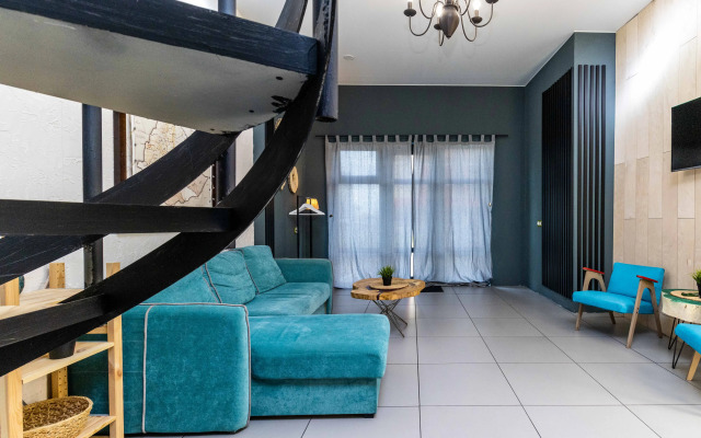 Апартаменты Двухуровневая Лофт Студия