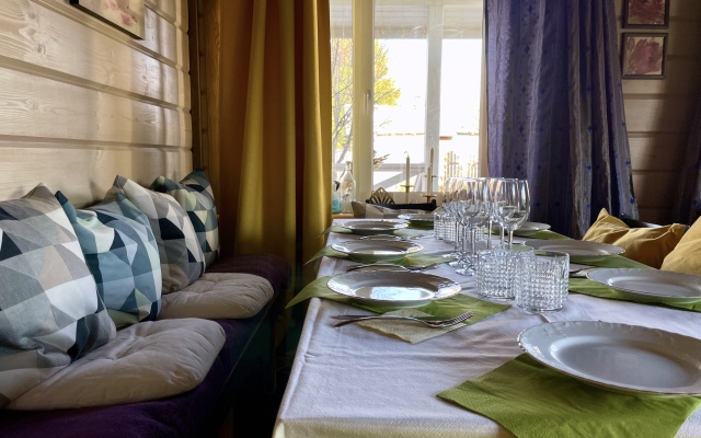 Ryadom s Igoroy Guest House
