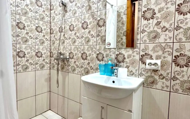 Studiya Na Troitskoy Flat