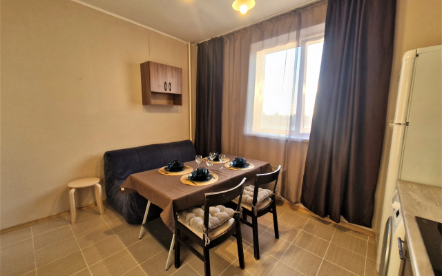 Khoroshaya kvartira na Institutskoy Flat