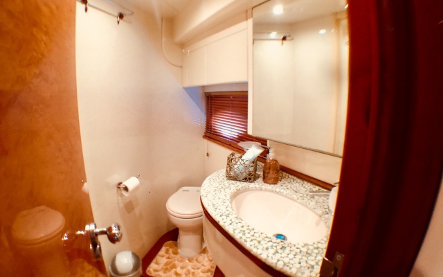 Sanremo Luxury Boat & Breakfast Mini-Hotel
