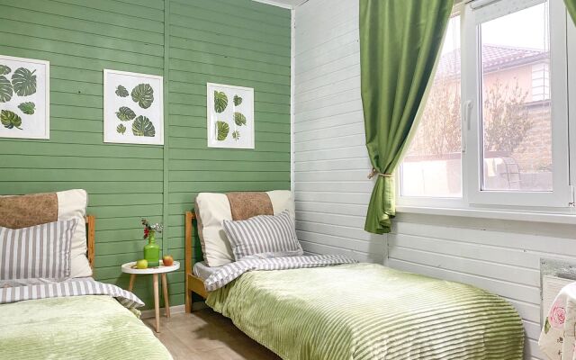 Eco Delfin Guest House
