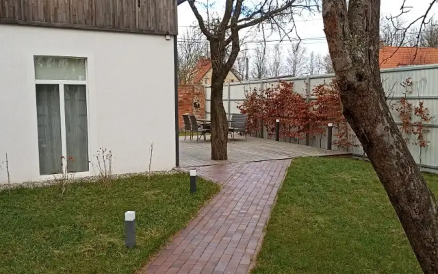 V Tsentre Zelenogradska Guest House