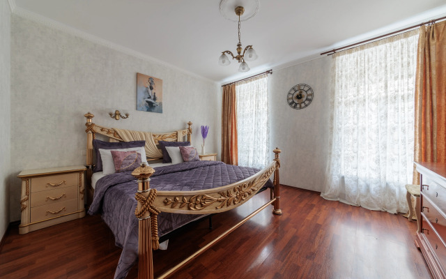 Квартира Трехкомнатная на Невском 45 DereMRents ДереМРентс