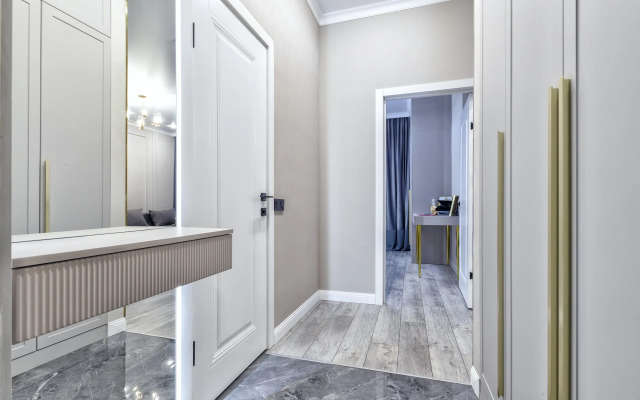 Vozle Khan-Shatyra i Mega Silkway Apartments